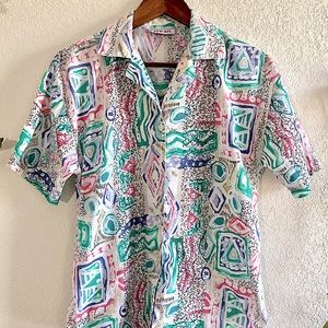 PRE LOVED: Hipster style artsy short sleeve button shirt.